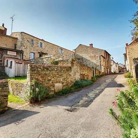 Le 19 Rue **,maison De Charme Proche Du Puy Du Fou Hébergement de vacances *