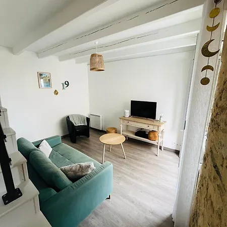 Le 19 Rue **,maison De Charme Proche Du Puy Du Fou